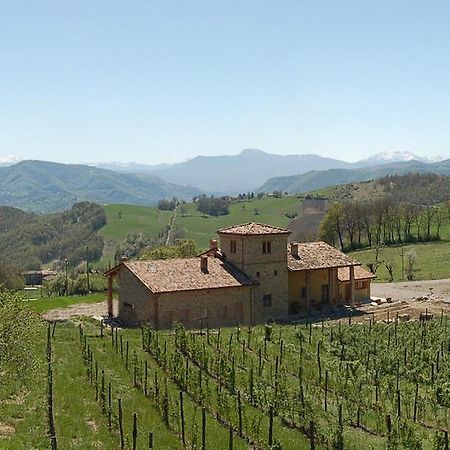 Agriturismo Il Filare Neviano degli Arduini Екстериор снимка