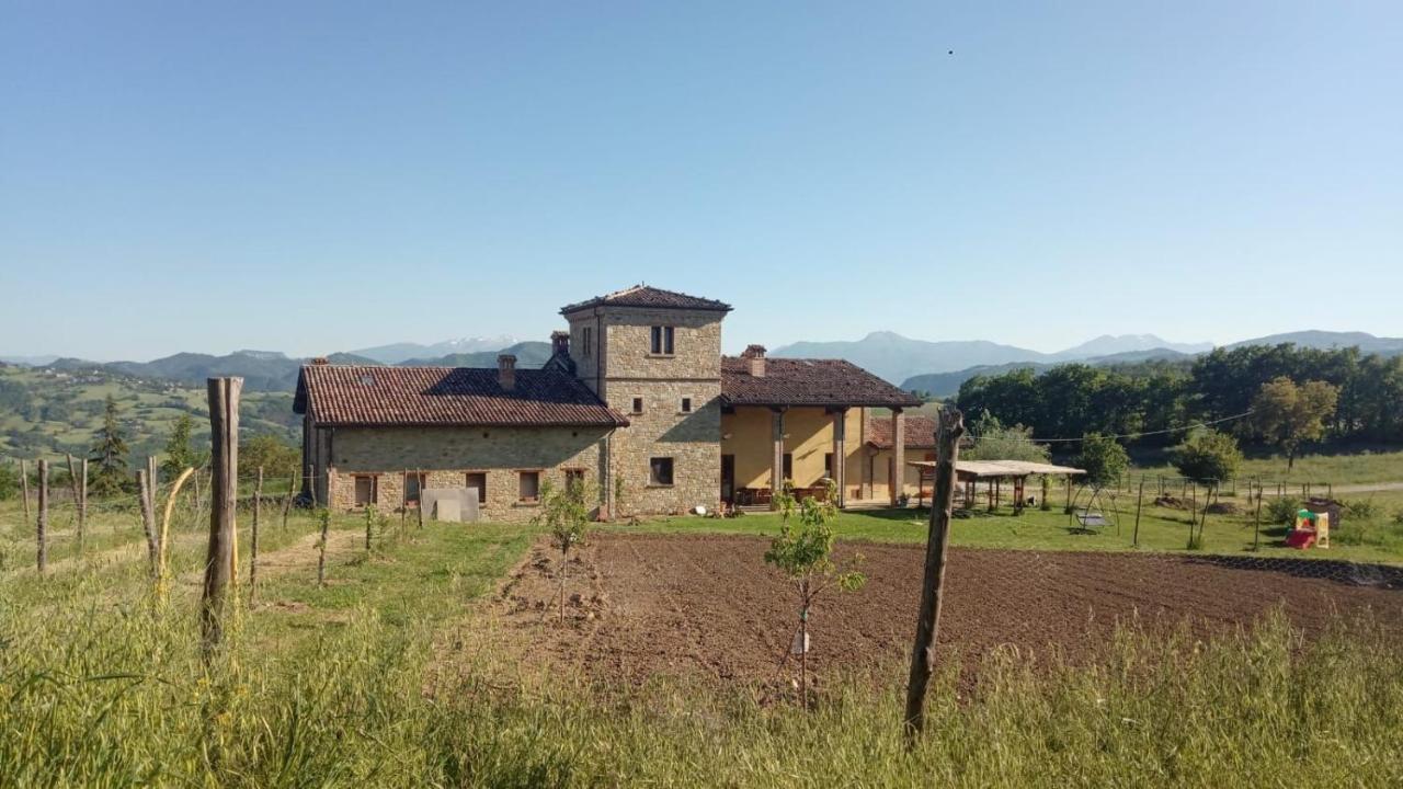 Agriturismo Il Filare Neviano degli Arduini Екстериор снимка