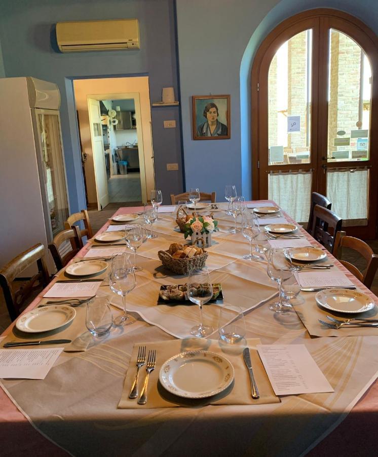 Agriturismo Il Filare Neviano degli Arduini Екстериор снимка